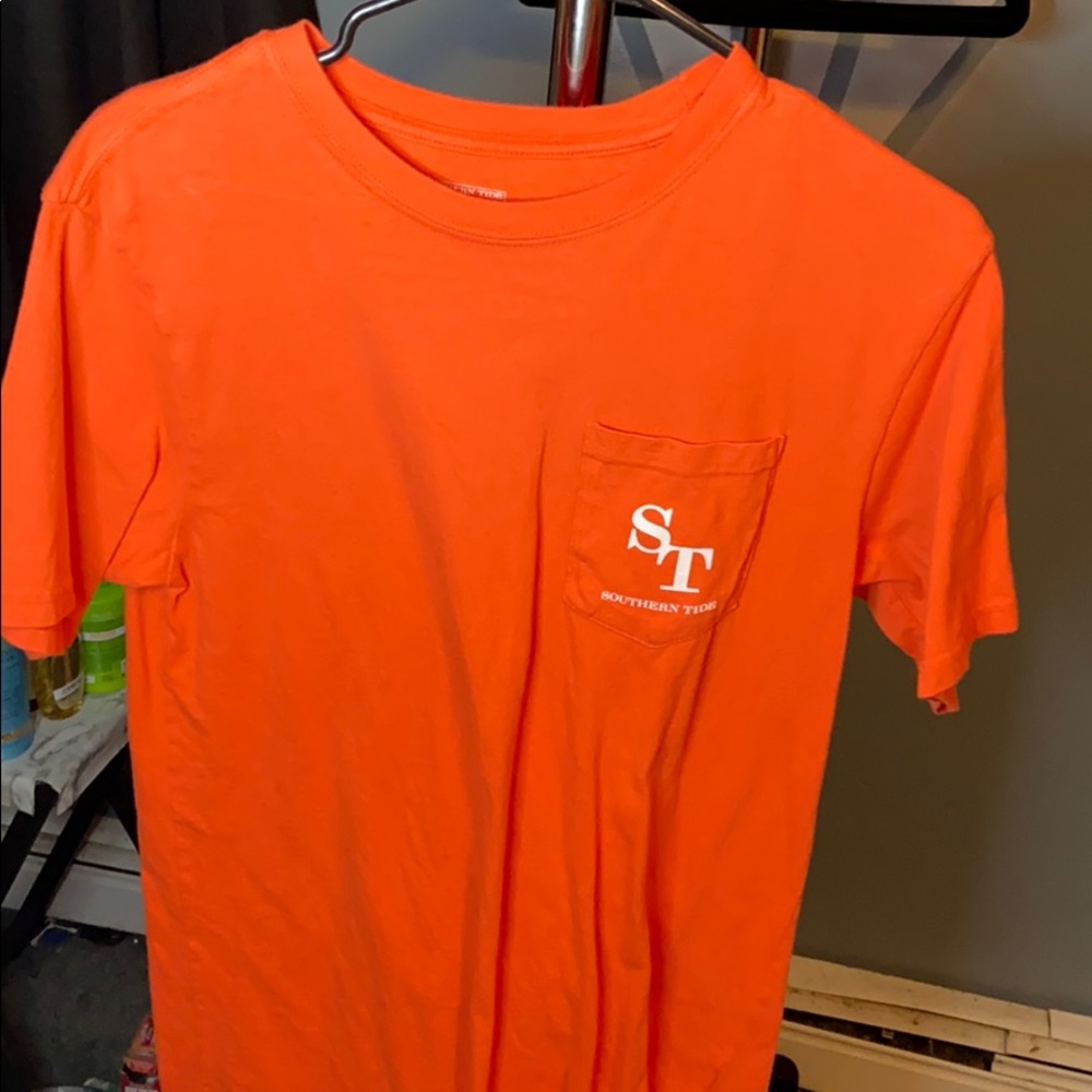 Southern Tide T-shirt